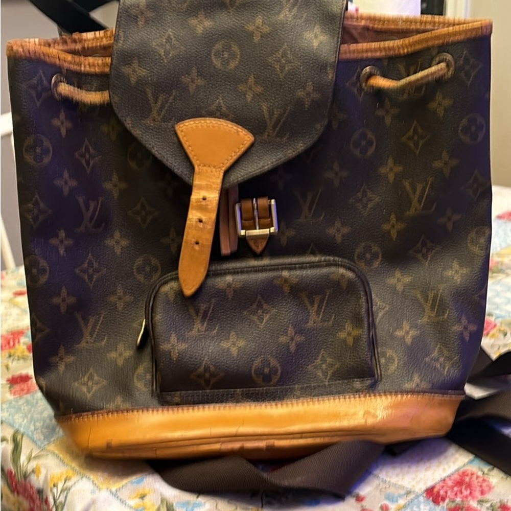 Louis Vuitton medium backpack